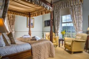Отель The Manor Hotel  Крикхауэлл